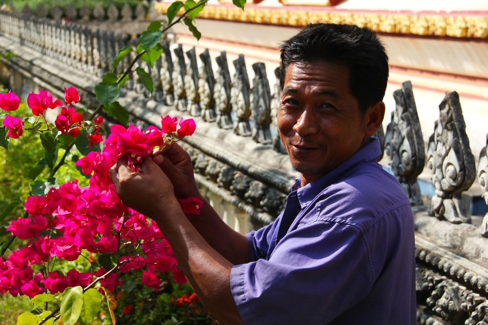 gardener flower garden temple