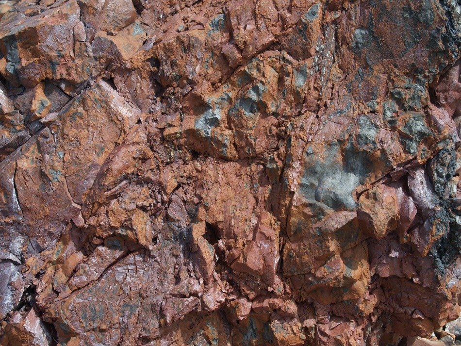 rock red vertical