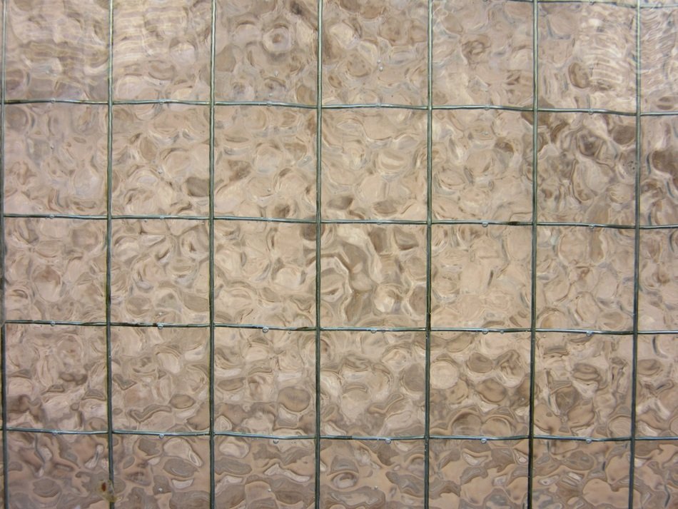 wire glass grid