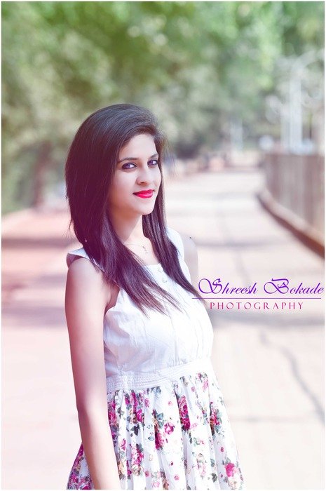 fashion portrait floral beauty