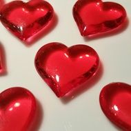 glass red hearts