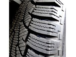 profile of auto tires