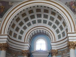 dome vault decorated gold pattern