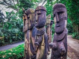 wood tribal statues