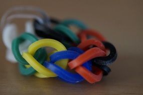 loom-band bracelet