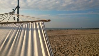 horizon beach hammock sea air