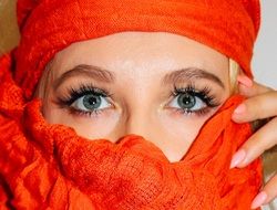 woman close up eyes