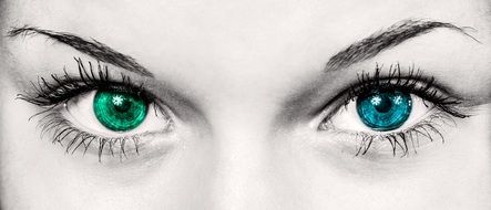 eyes woman green and blue