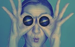 facebook eyes model