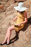 woman dress hat