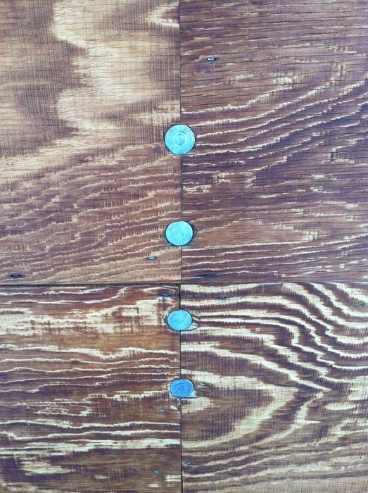nails wood grain texture