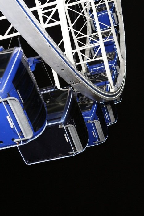 graphic image of ferris wheel