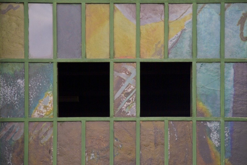 window glass color