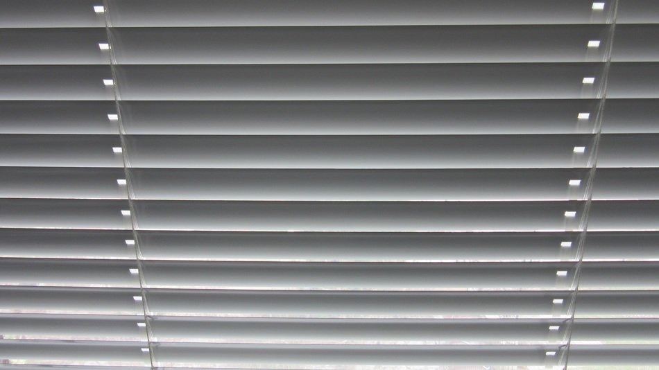venetian blinds sun visor stripes
