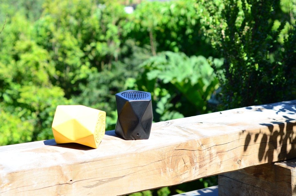 speaker design modern ceramic