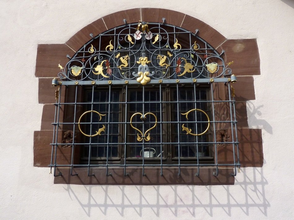 window decorative pattern creative