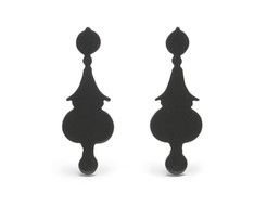 clipart of the Pearl Necklace Silhouettes