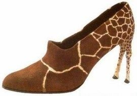 women's shoes in the form of a giraffe