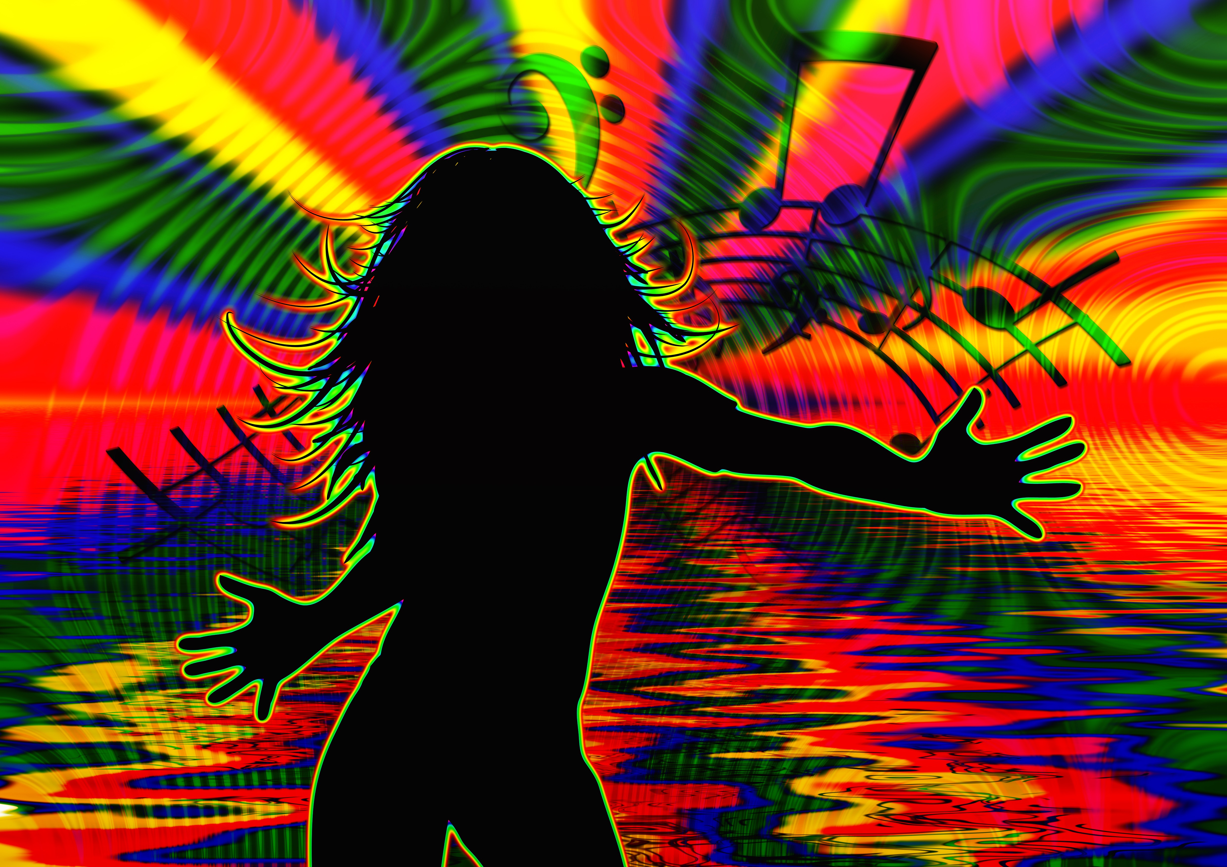 Девушка танцует диско