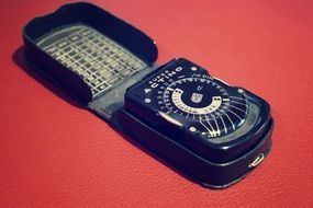old fashioned exposure meter