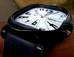 watch wrist
