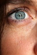 photo of a girl's gray eye