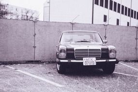 old mercedes benz car
