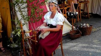 old woman spinning wool, middle ages craft