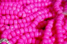 necklace beads pink