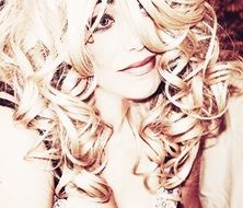 photo glamorous blonde