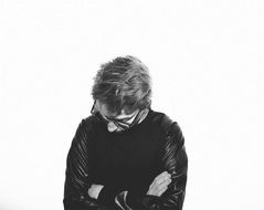 guy fashion eyeglasses crossed arms