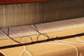 weaver's loom
