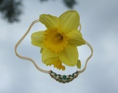 Necklace with yellow flower