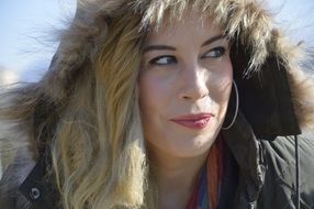 girl in the hood with fur