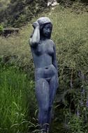 statue of woman