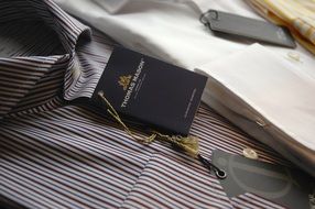 fashionable men's shirts