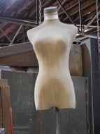 clothing mannequin