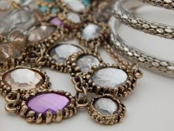 jewelry necklace