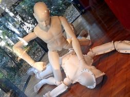 fight mannequins