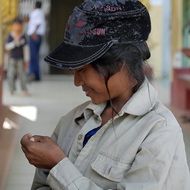 myanmar woman