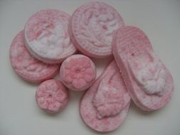 pink bath bombs