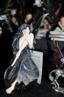 elf woman statuette
