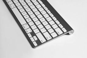 wireless keyboard to a computer