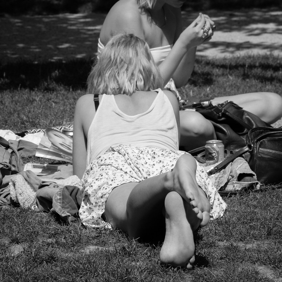 women in a park in Paris in black and white image