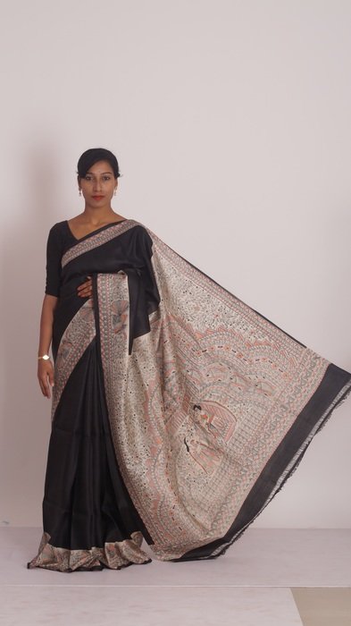 girl in kollam sarees