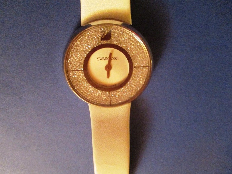 swarovski wrist watch