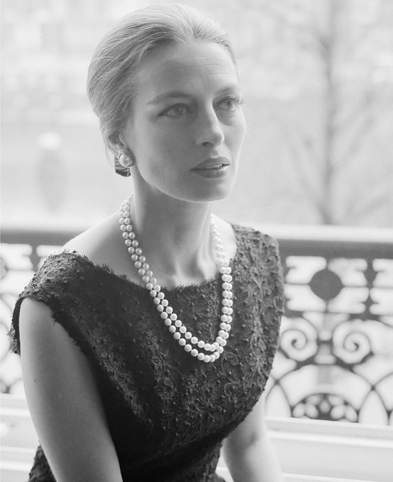 Retro photo of the Capucine