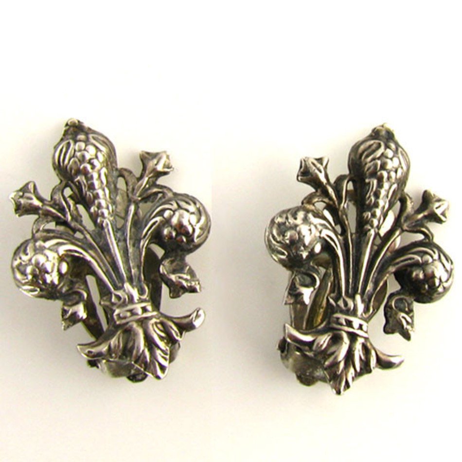 Vintage Silver Earrings Fleur De Lis