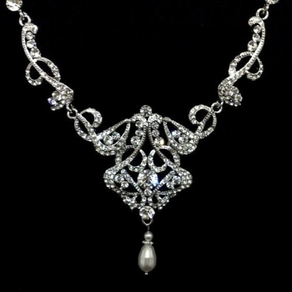 Art Deco Pearl Necklace