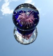 mirroring glass sphere
